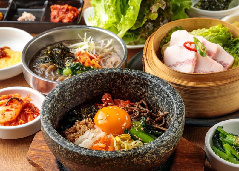 韓国食堂 バリトンビビンバとミニ冷麺ポッサム御膳