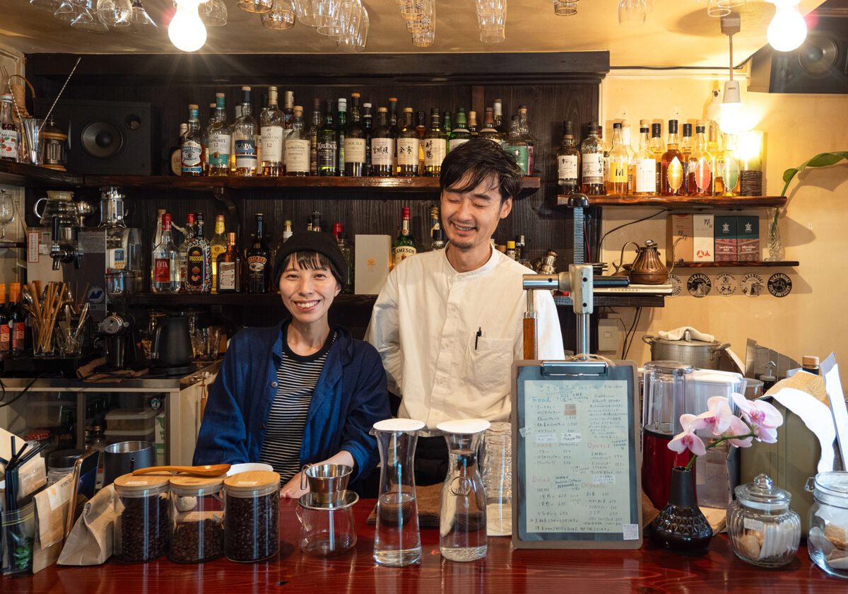 六本松　喫茶こさじいち　店内