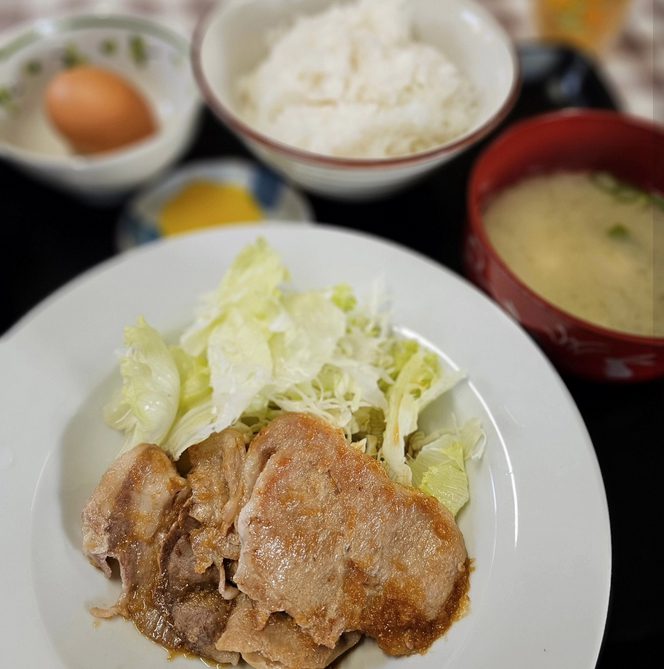 小道　豚のしょうが焼き定食