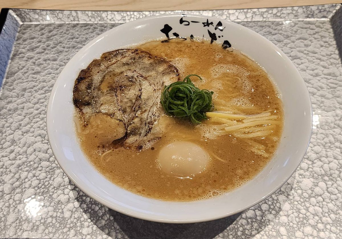 おいげん大野城店豚骨ラーメン煮玉子入り