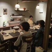 絲　店内