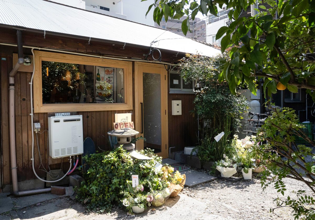 平尾村　クレープMOFF　外観