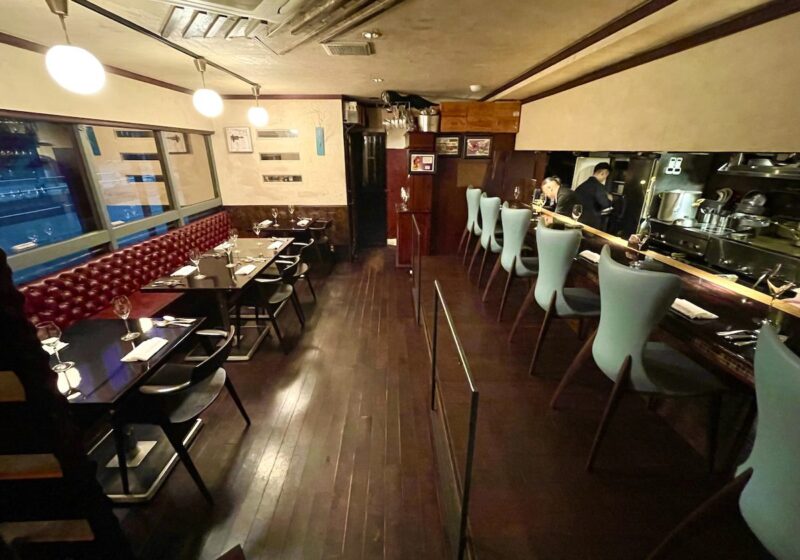 アニオン店内