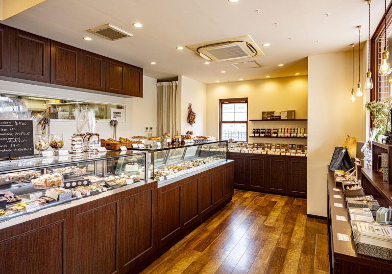 早良区弥生 ルボータン 店内