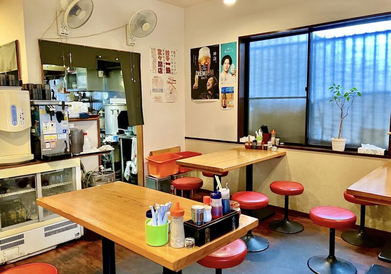 一鉄_店内