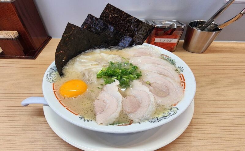 博多豚骨ラーメン ぶっとびラーメン