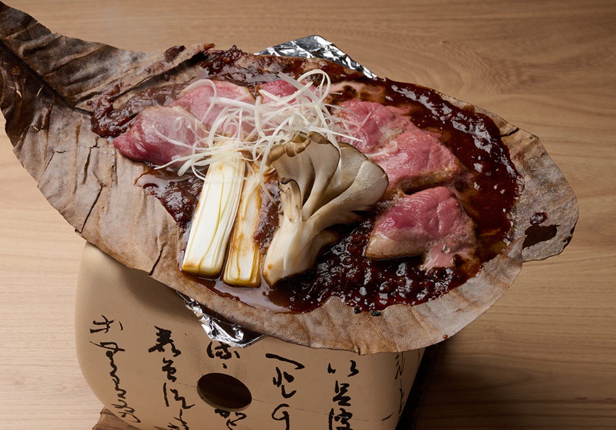 ごくつぶし　鴨の朴葉焼き