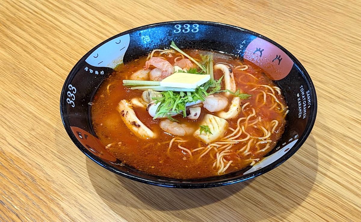 三味水巻店 海鮮トマトラーメン