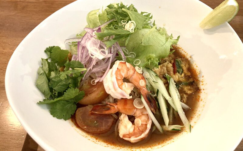 トゥックワン　トムヤム冷麺