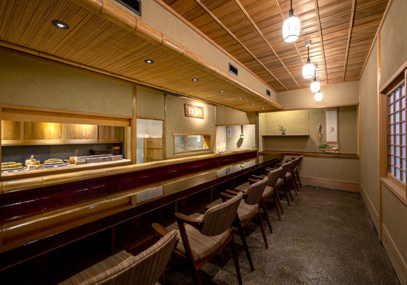 対馬小路 馳走なかむら カウンター