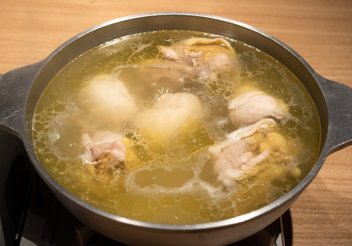 水炊きと素揚げ水炊き