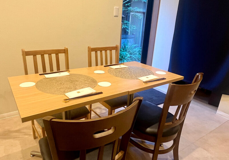 maruのテーブル席