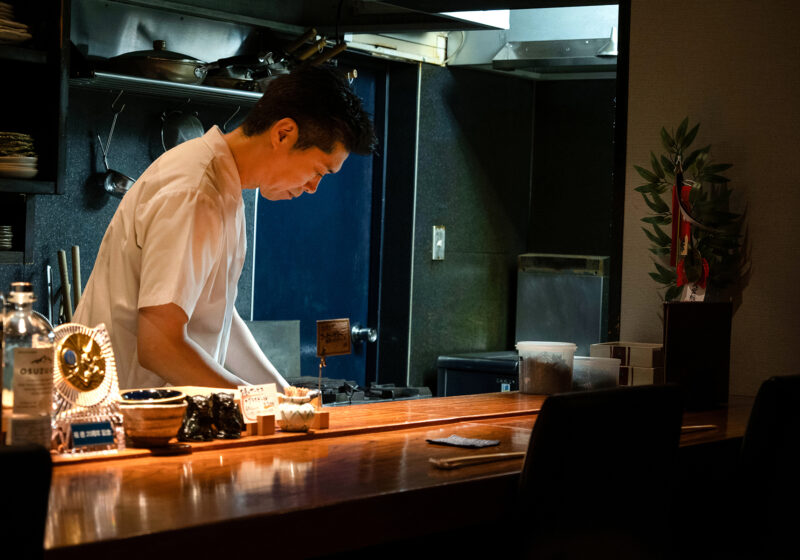 薬院　信　店主