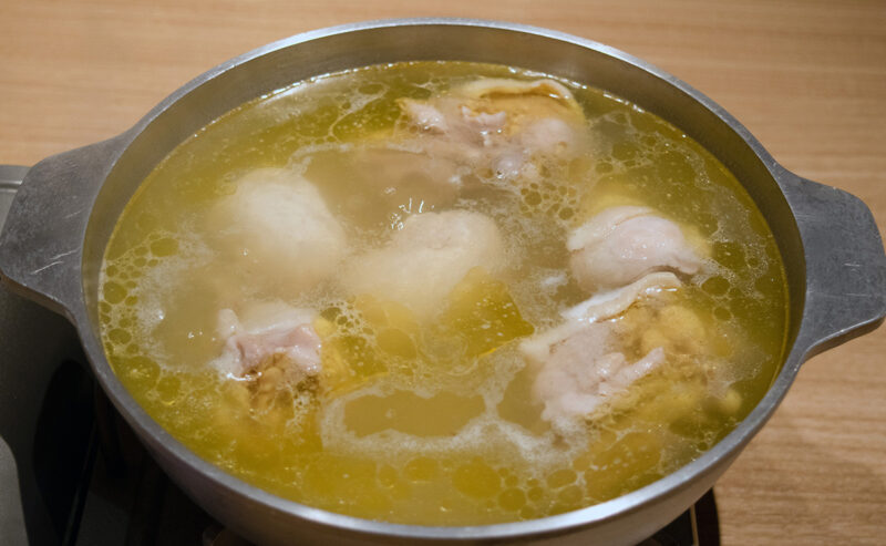 水炊きと素揚げの水炊き