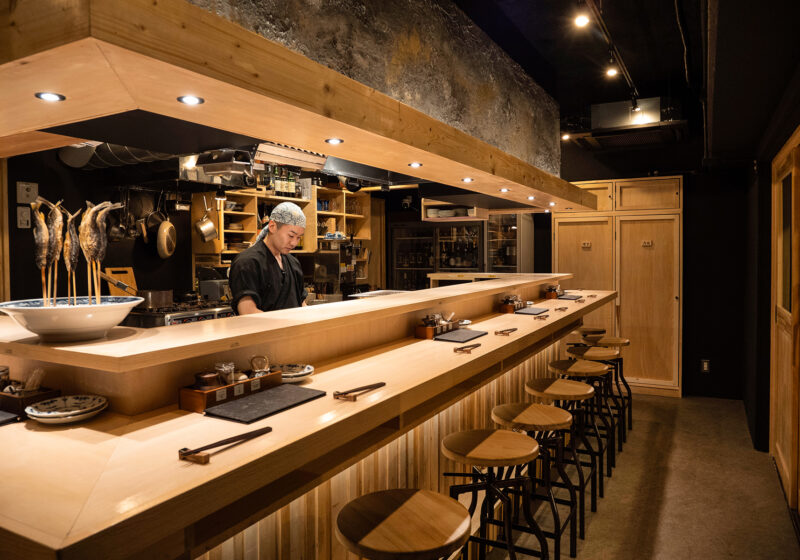 大名　ながしめ　店内