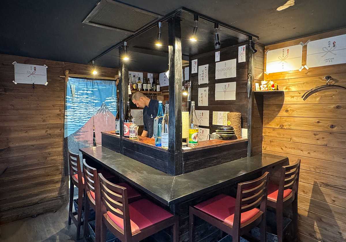 今尾店内