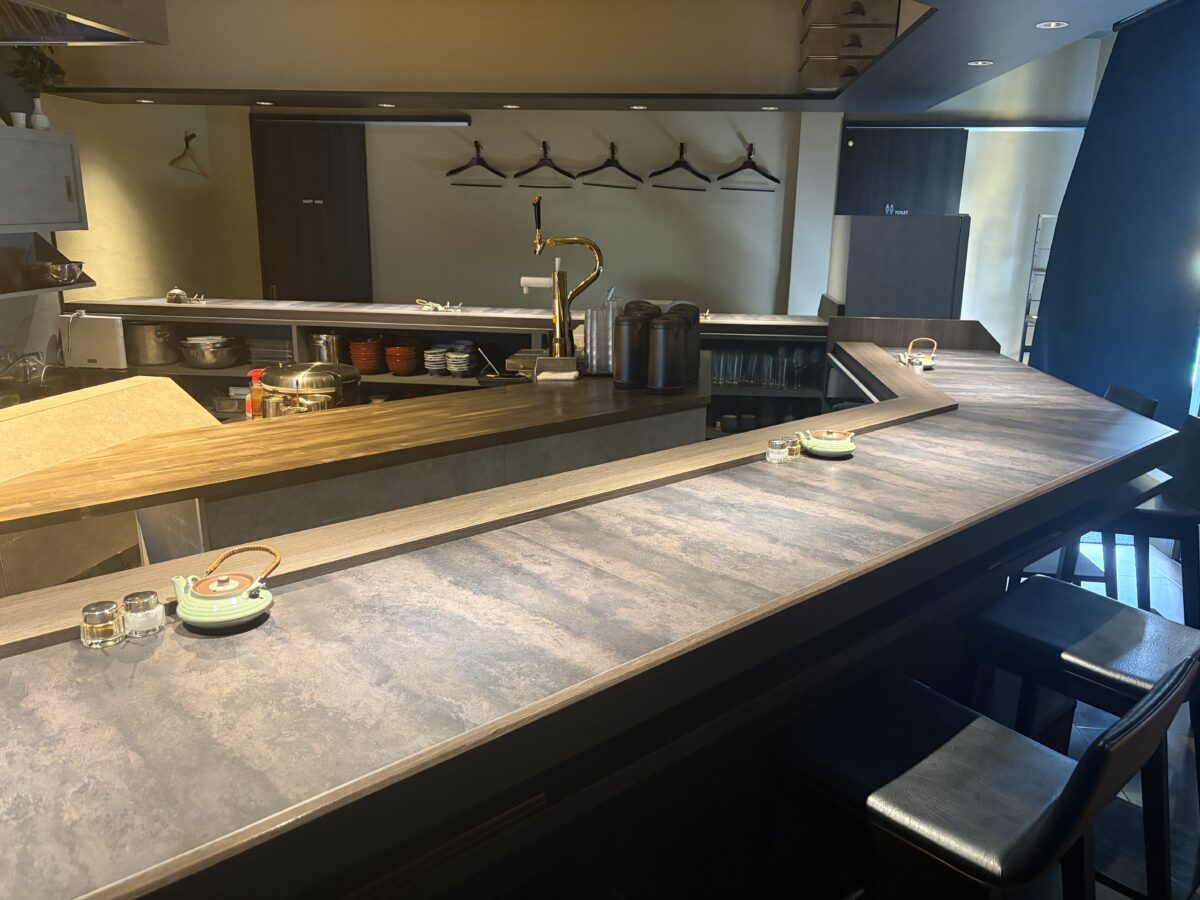 nasubi 店内