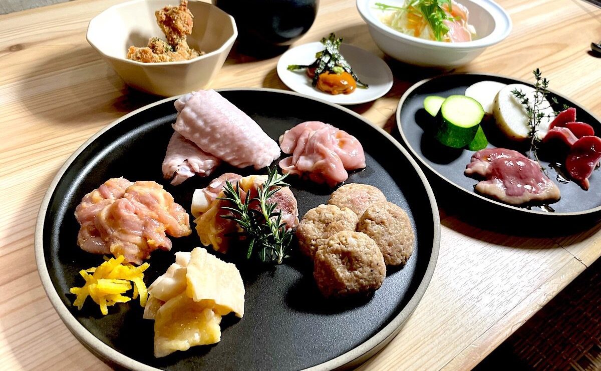 焼鳥ではなく「鳥焼肉」という新境地