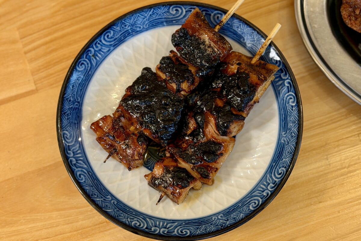上シロ
