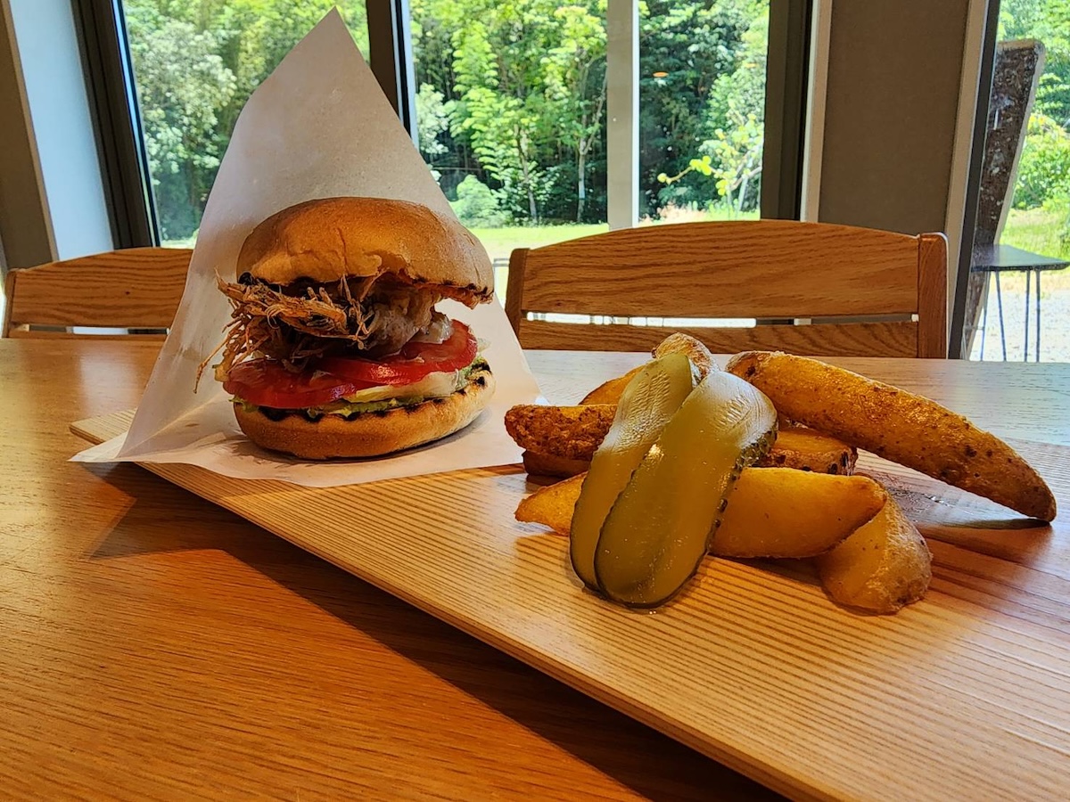 local fish burgerスエビバーガー